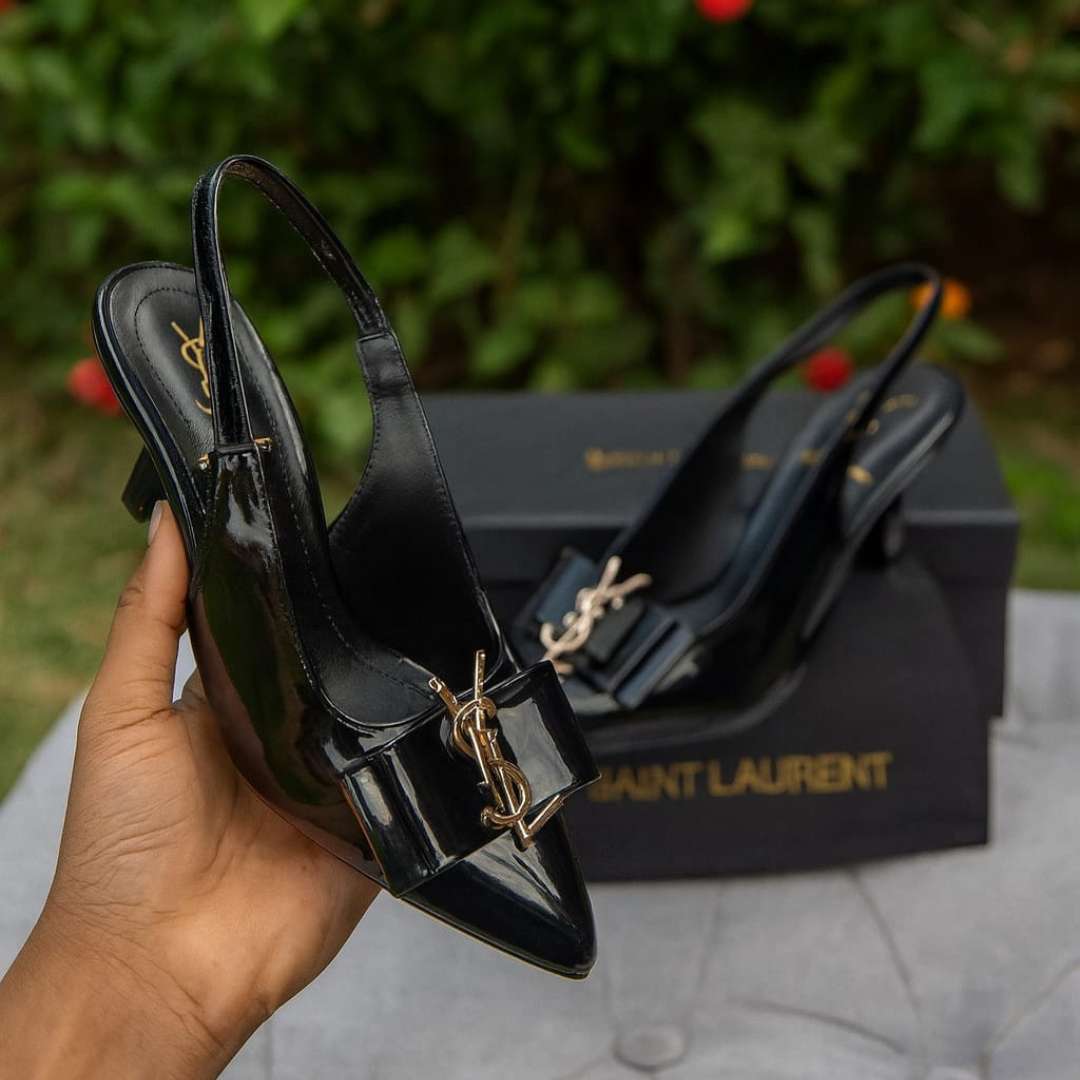 Black Kitten Heels – Gold Buckle & Elastic Band | Size 10