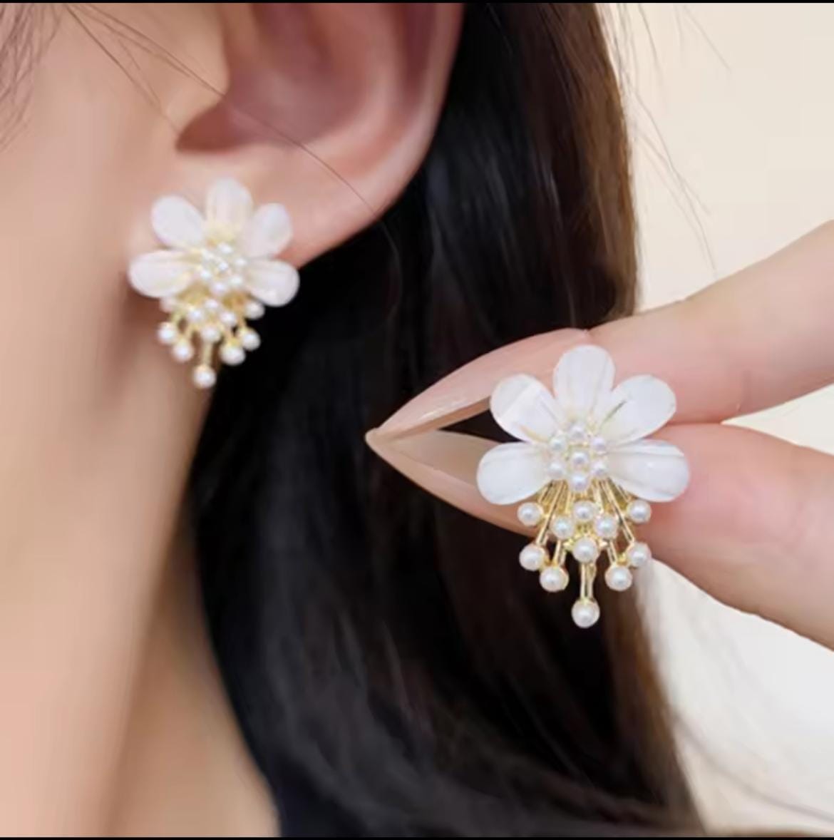 ZJX-162 Flower Pearl Korean Earrings – Elegant Jewelry for Women (Golden)