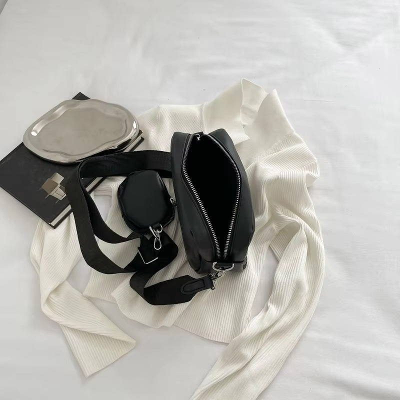 Stylish Convertible Crossbody Bag for Girls – PU Leather Waterproof Shoulder Handbag (Black)