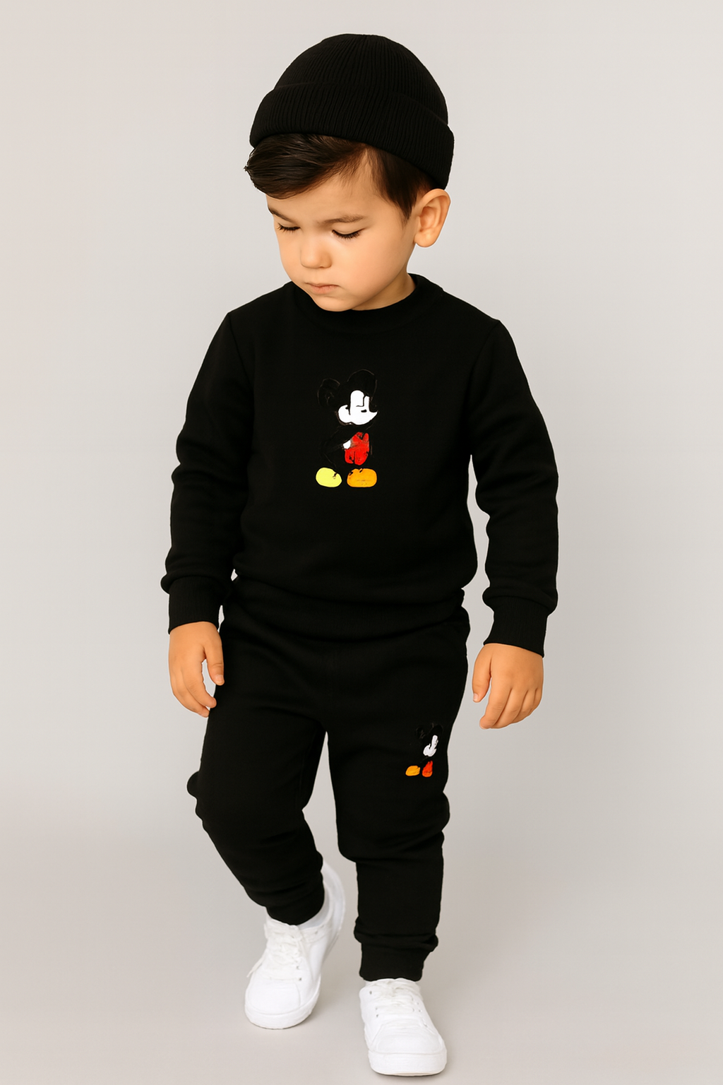 Black Mickey Mouse Printed Kids Tracksuit | Winter Fleece Sweatshirt & Trouser Set for Boys & Girls – Warm & Stylish Outfit extra large